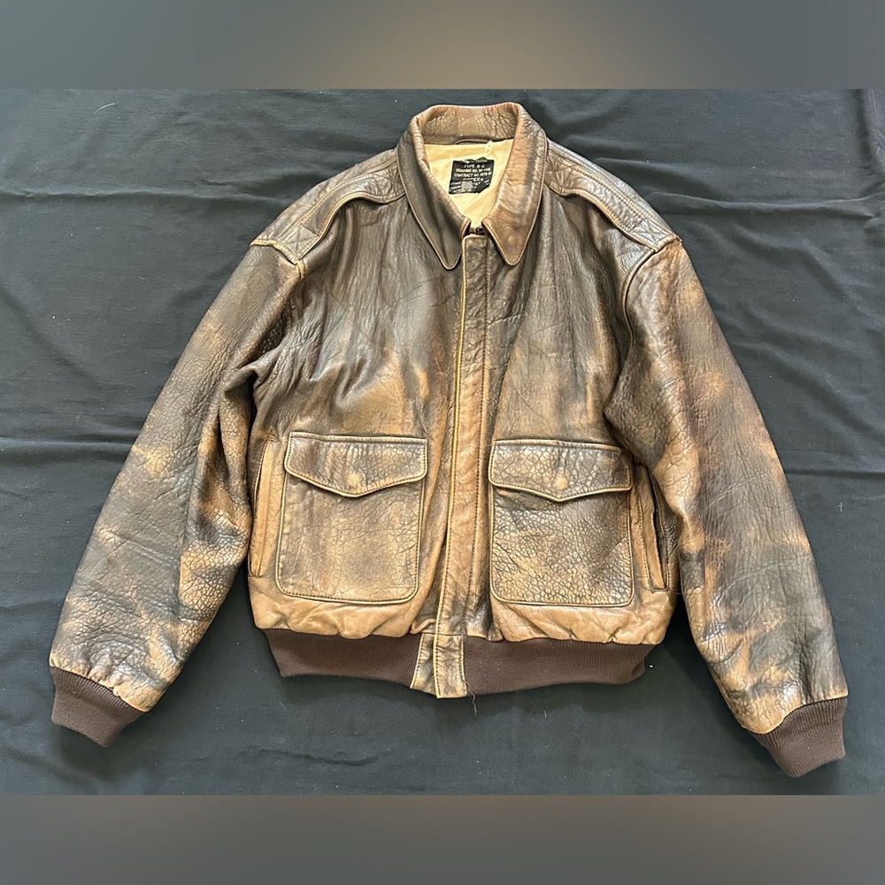 Vintage Authentic Avirex LTD Men’s Brown Leather Bomber Jacket Type A2 Size L